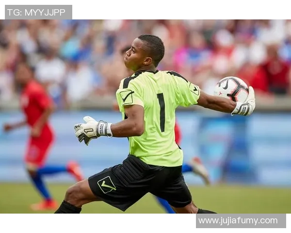 德斯特：从美洲足坛新星到欧洲赛场闪耀的足球天才